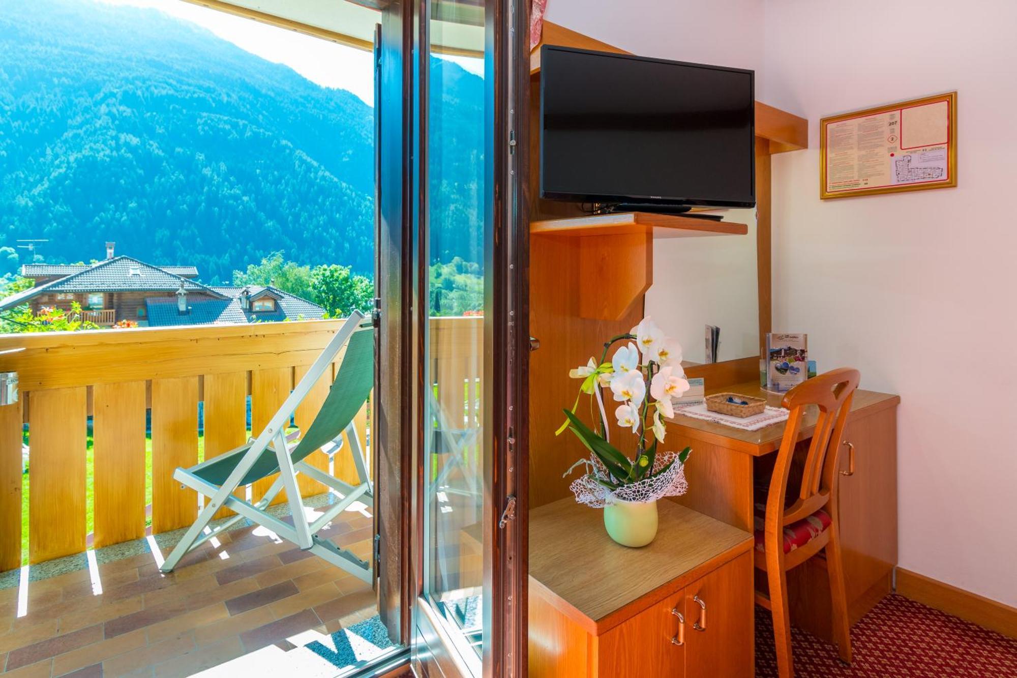 Hotel Bellavista Pinzolo Ruang foto