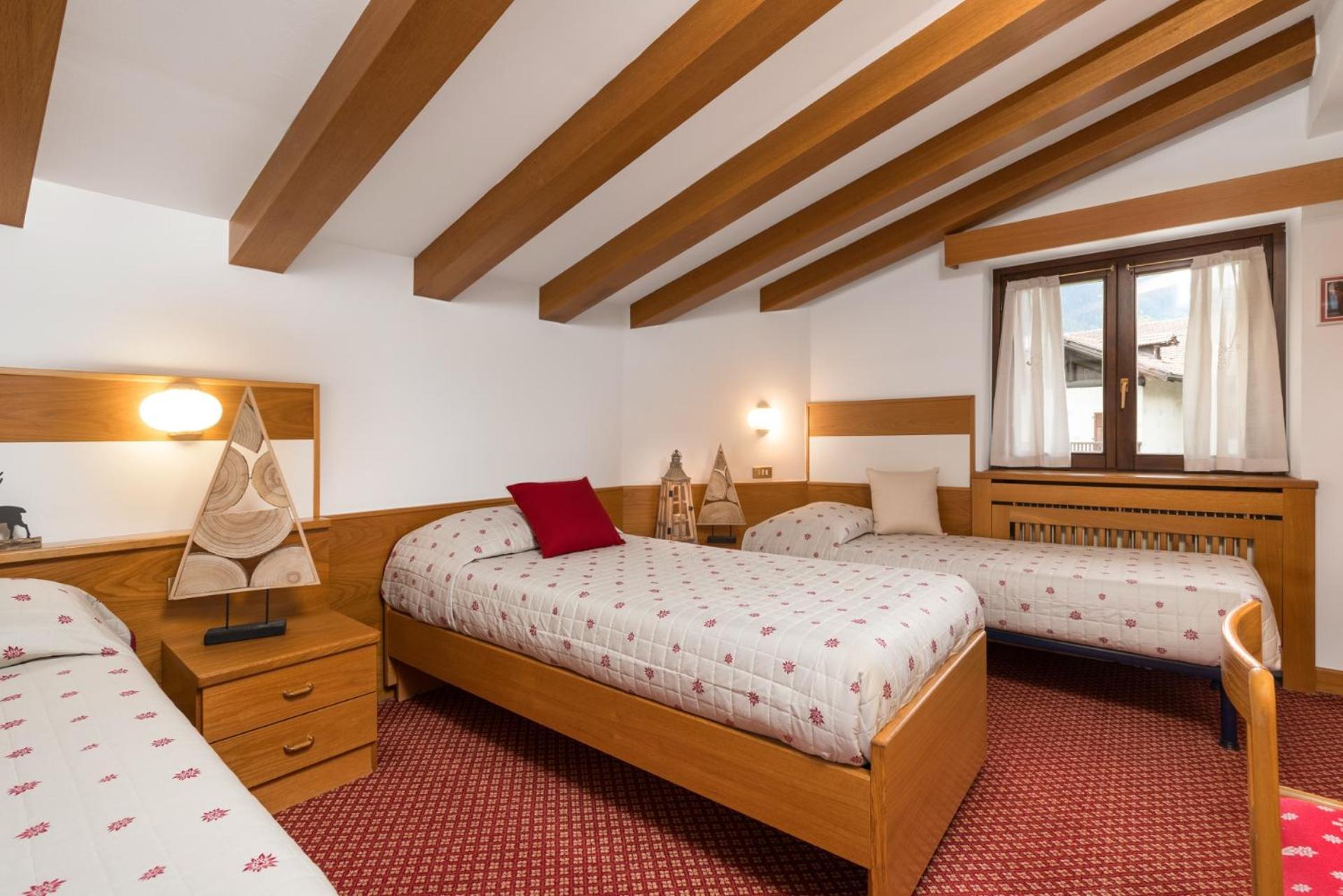 Hotel Bellavista Pinzolo Bagian luar foto